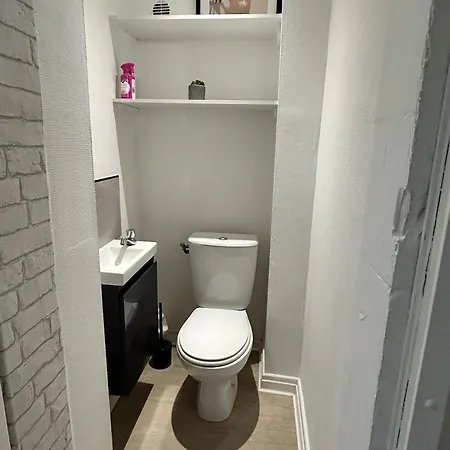 Bricks Stan Apartment *